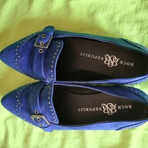 Rock Republic women's size 8 / medium slide on blue imitation suede shoes